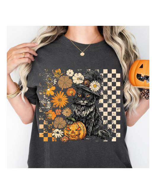 *Autumn-Inspired Unisex Softstyle T-Shirt, Cozy Fall Tee, Gift for Cat Lovers, Halloween Apparel, Floral Pumpkin Design